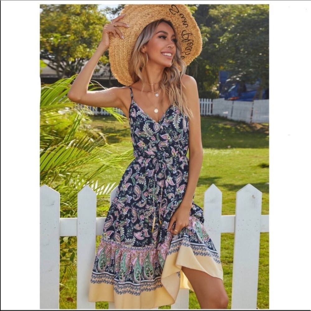 🆕Boho Style Dress by @KMOORE_PM Wholesale - Picture 2 of 8